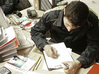 sal-00058.jpg (13776 bytes)